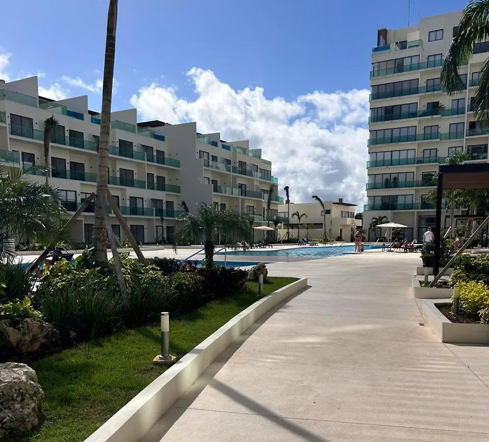 Depa Boutique Nuevo De 2 Recamaras - Diseno, Confort Y Excelente Ubicacion Con Alberca Playa del Carmen Mexiko